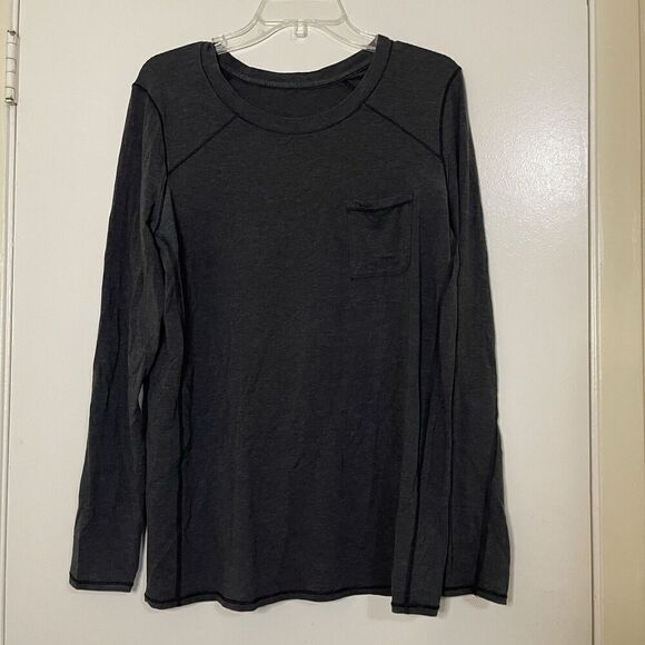 LULULEMON dark gray long sleeve pocket relaxed tshirt size medium - Picture 1 of 4